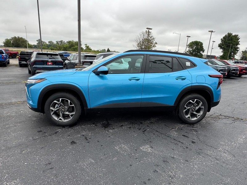 Chevrolet Trax Vehicle Full-screen Gallery Image 2