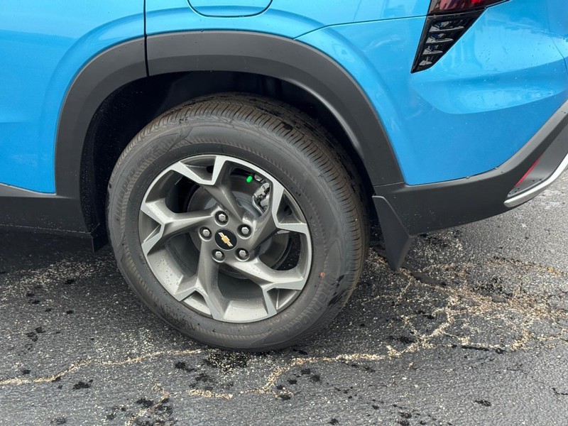 Chevrolet Trax Vehicle Full-screen Gallery Image 4