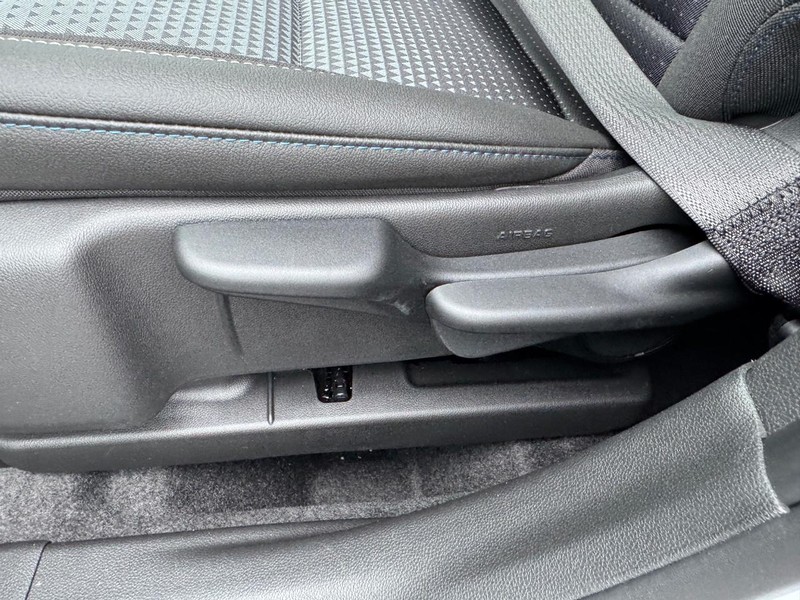 Chevrolet Trax Vehicle Full-screen Gallery Image 10