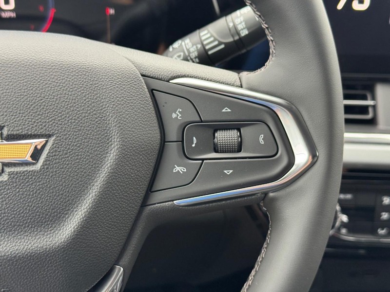 Chevrolet Trax Vehicle Full-screen Gallery Image 14