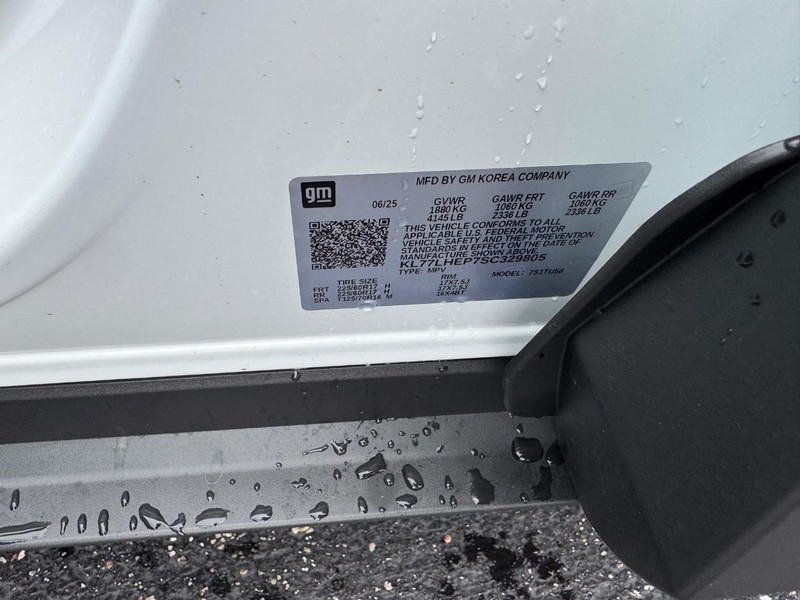 Chevrolet Trax Vehicle Full-screen Gallery Image 17