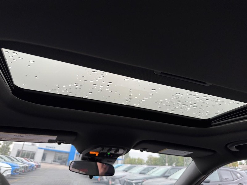 Chevrolet Trax Vehicle Full-screen Gallery Image 6