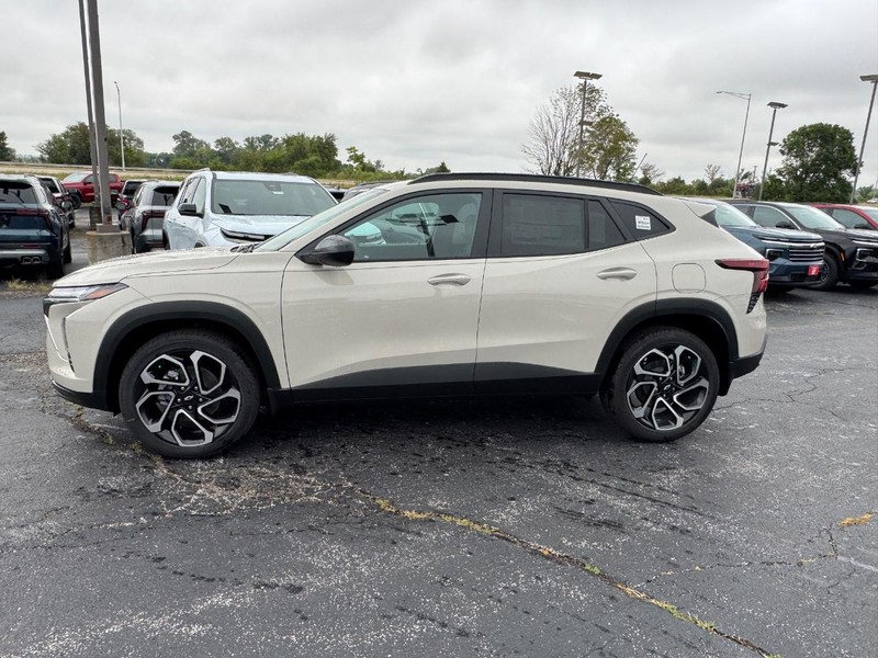 Chevrolet Trax Vehicle Full-screen Gallery Image 2