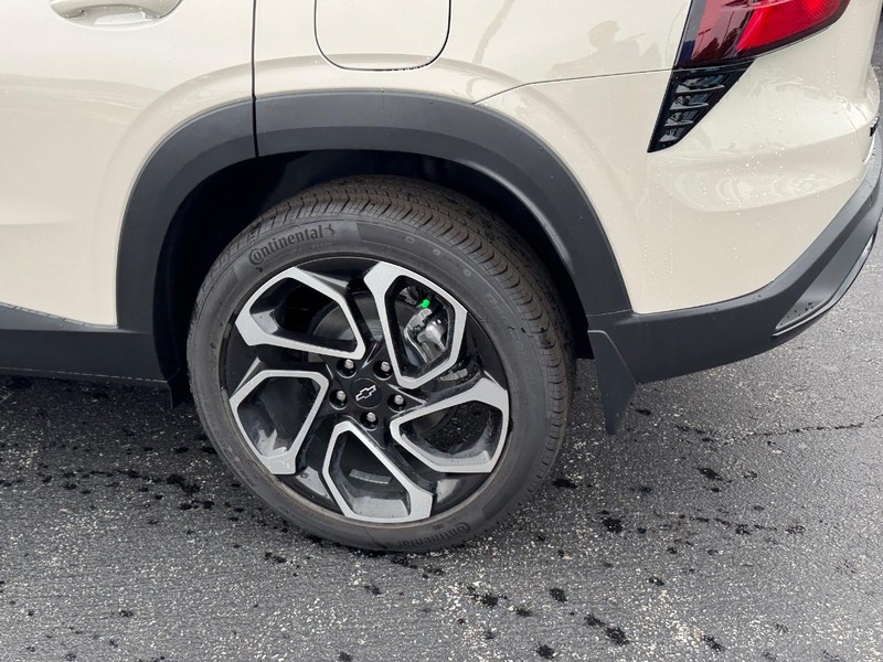 Chevrolet Trax Vehicle Full-screen Gallery Image 4