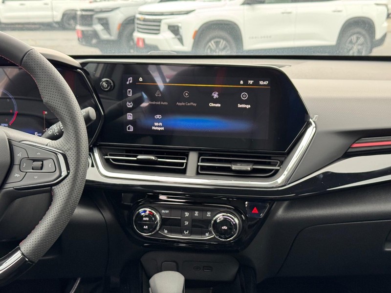 Chevrolet Trax Vehicle Full-screen Gallery Image 9