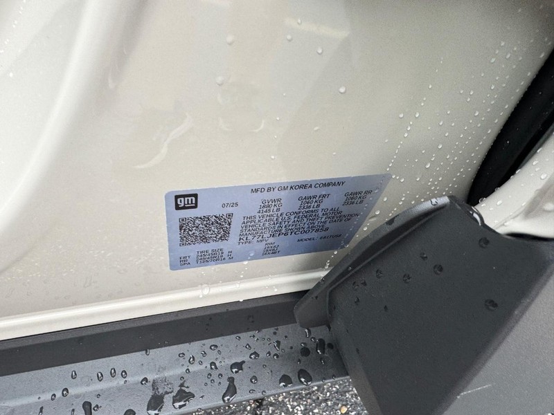 Chevrolet Trax Vehicle Full-screen Gallery Image 17