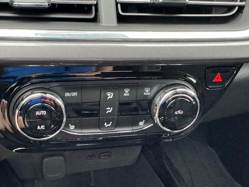 Chevrolet Trax Vehicle Full-screen Gallery Image 14