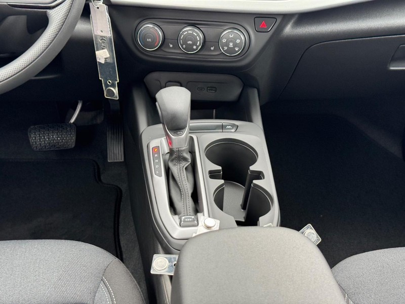 Chevrolet Trax Vehicle Full-screen Gallery Image 9