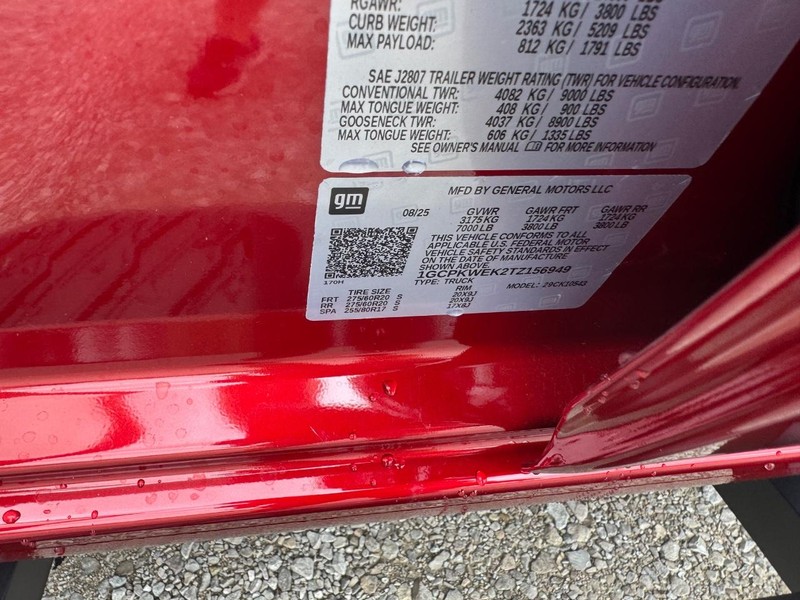 Chevrolet Silverado 1500 Vehicle Full-screen Gallery Image 16