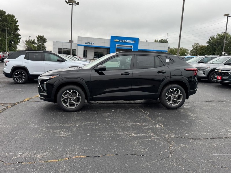 Chevrolet Trax Vehicle Full-screen Gallery Image 2