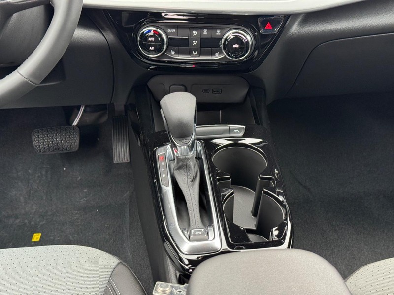 Chevrolet Trax Vehicle Full-screen Gallery Image 9