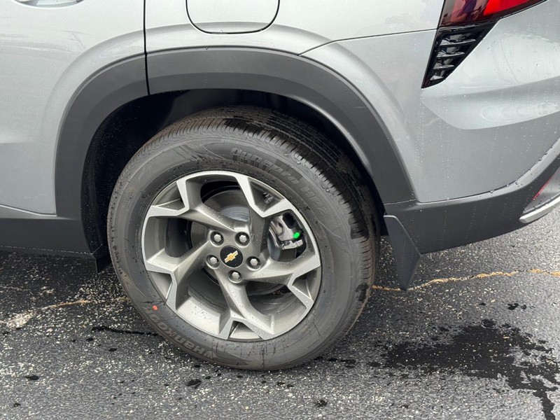 Chevrolet Trax Vehicle Full-screen Gallery Image 4