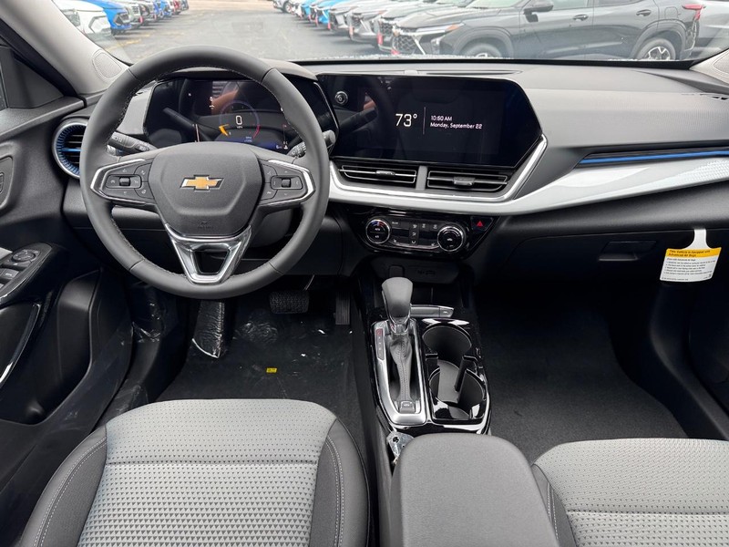 Chevrolet Trax Vehicle Full-screen Gallery Image 6