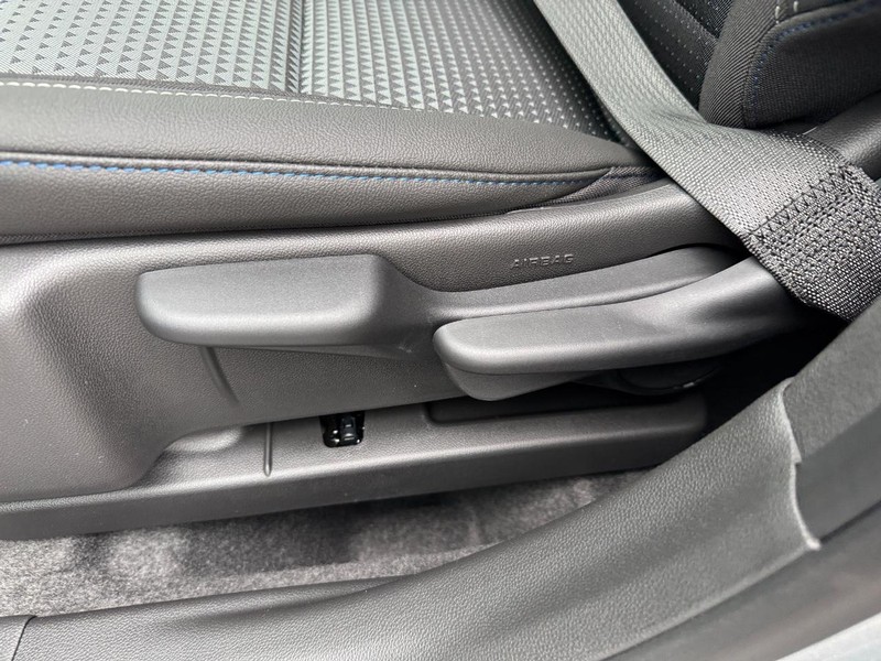 Chevrolet Trax Vehicle Full-screen Gallery Image 10