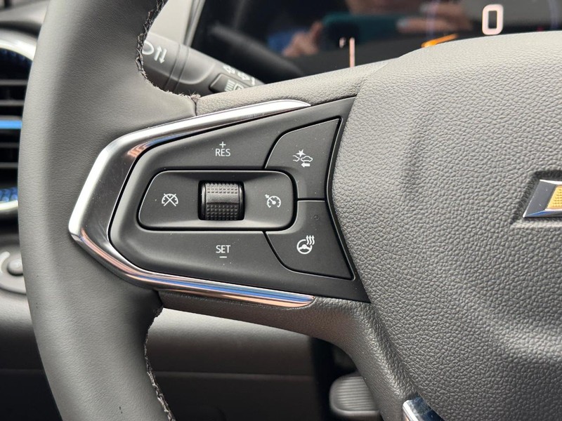 Chevrolet Trax Vehicle Full-screen Gallery Image 13