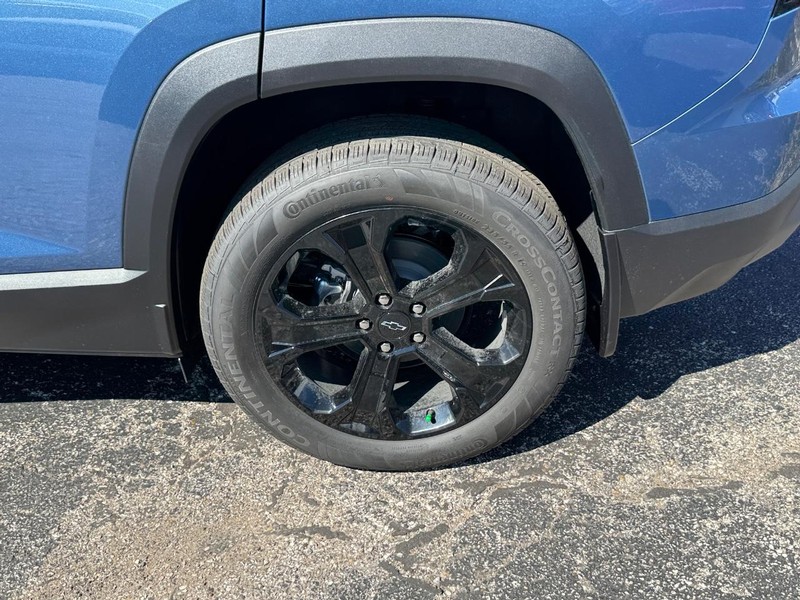 Chevrolet Equinox Vehicle Full-screen Gallery Image 4