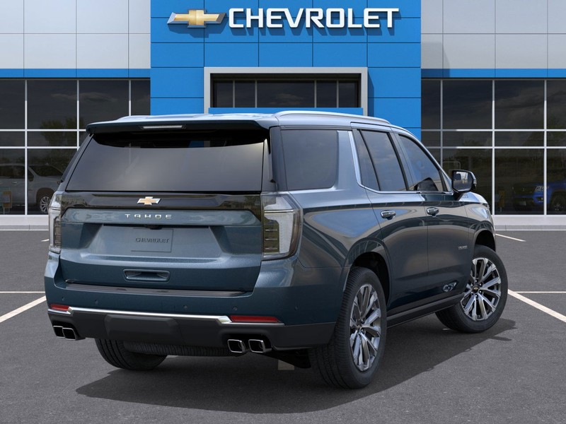 Chevrolet Tahoe Vehicle Full-screen Gallery Image 4