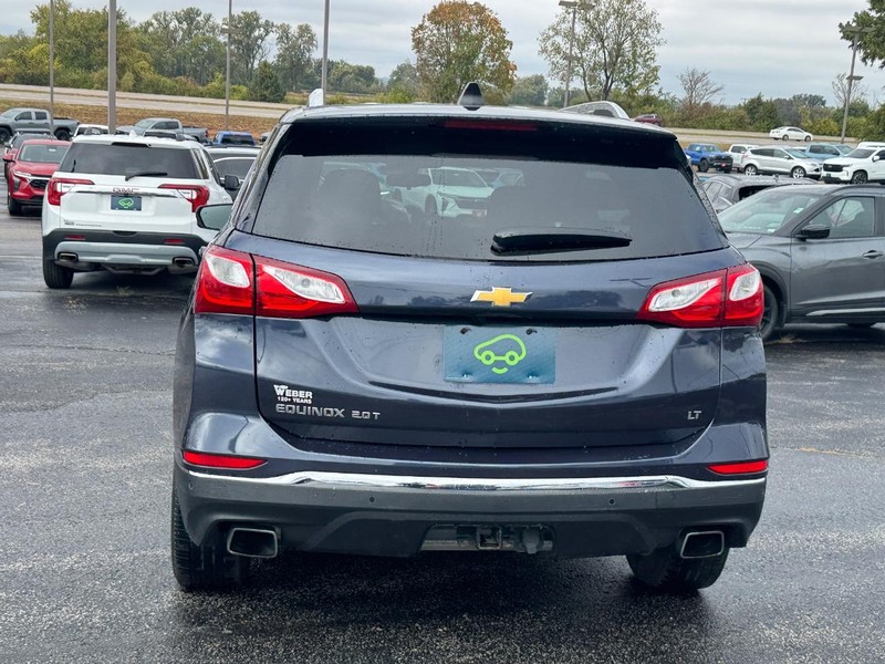 Chevrolet Equinox Vehicle Full-screen Gallery Image 4