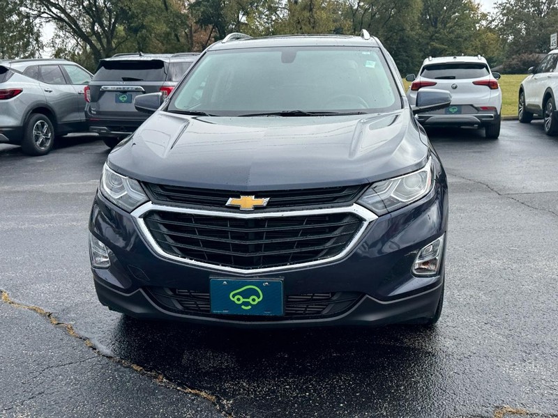 Chevrolet Equinox Vehicle Full-screen Gallery Image 8