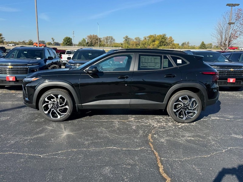 Chevrolet Trax Vehicle Full-screen Gallery Image 2