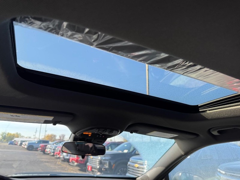 Chevrolet Trax Vehicle Full-screen Gallery Image 6