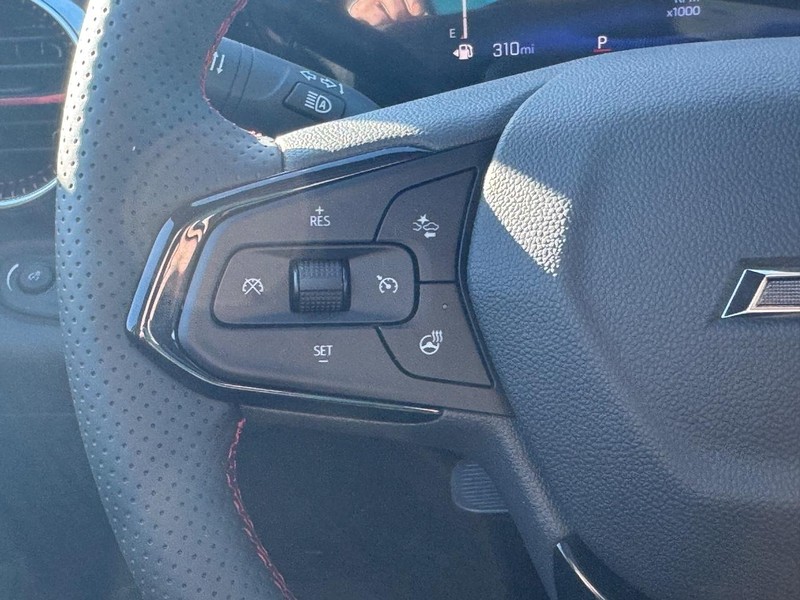 Chevrolet Trax Vehicle Full-screen Gallery Image 14