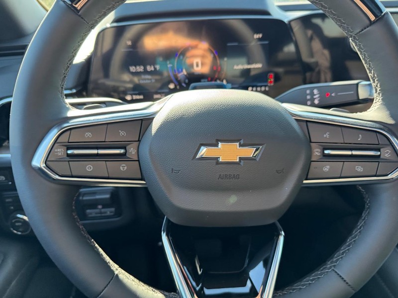 Chevrolet Tahoe Vehicle Full-screen Gallery Image 16