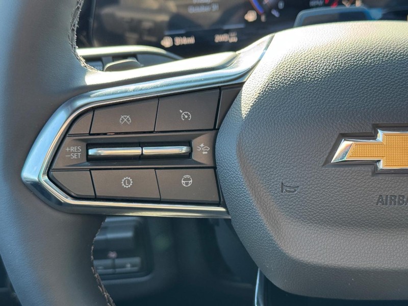 Chevrolet Tahoe Vehicle Full-screen Gallery Image 17