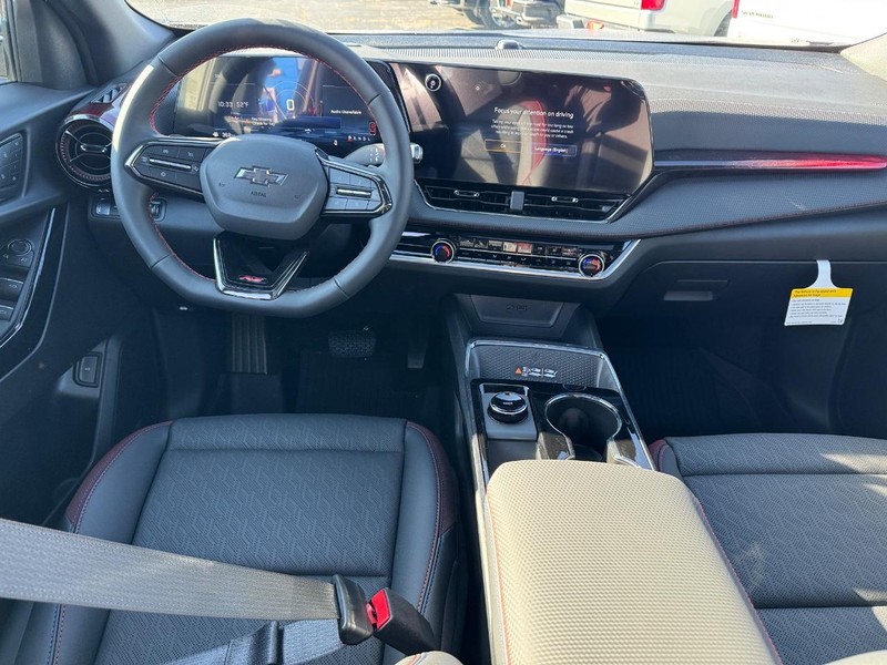 Chevrolet Equinox Vehicle Full-screen Gallery Image 7