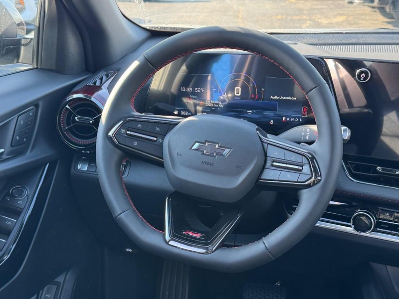 Chevrolet Equinox Vehicle Full-screen Gallery Image 8