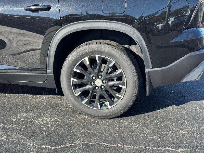 Chevrolet Traverse Vehicle Full-screen Gallery Image 4