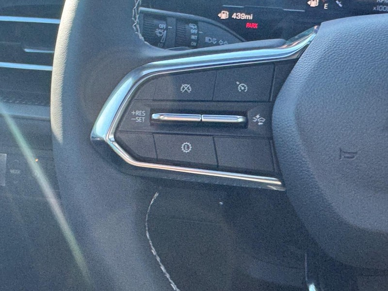 Chevrolet Traverse Vehicle Full-screen Gallery Image 16