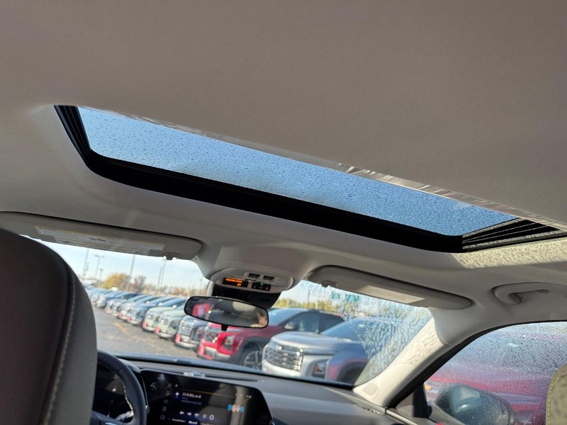 Chevrolet Trax Vehicle Full-screen Gallery Image 6