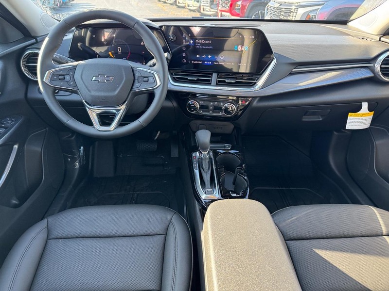 Chevrolet Trax Vehicle Full-screen Gallery Image 7