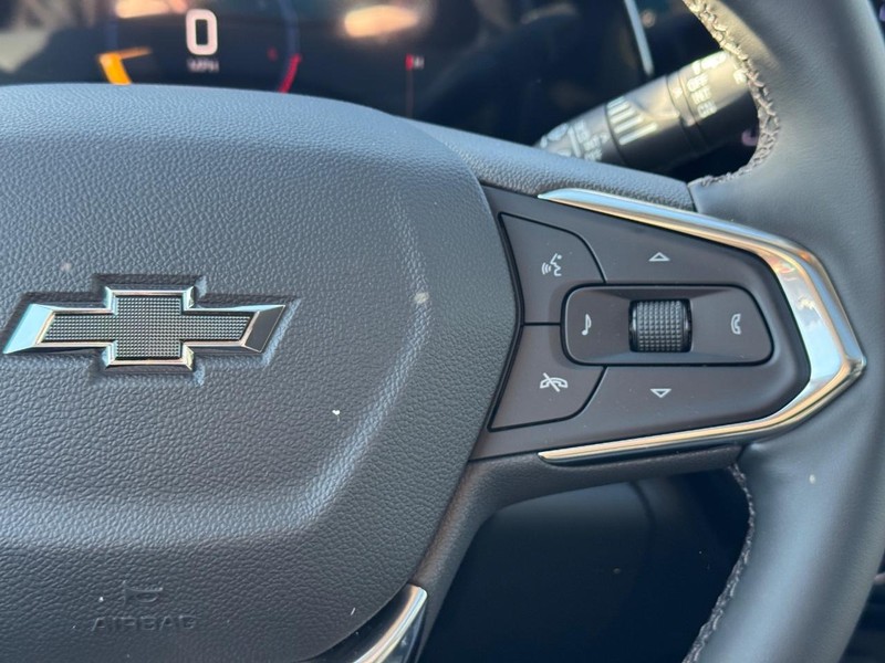 Chevrolet Trax Vehicle Full-screen Gallery Image 15