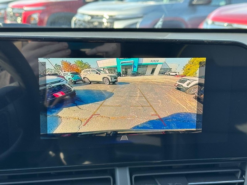 Chevrolet Trax Vehicle Full-screen Gallery Image 17