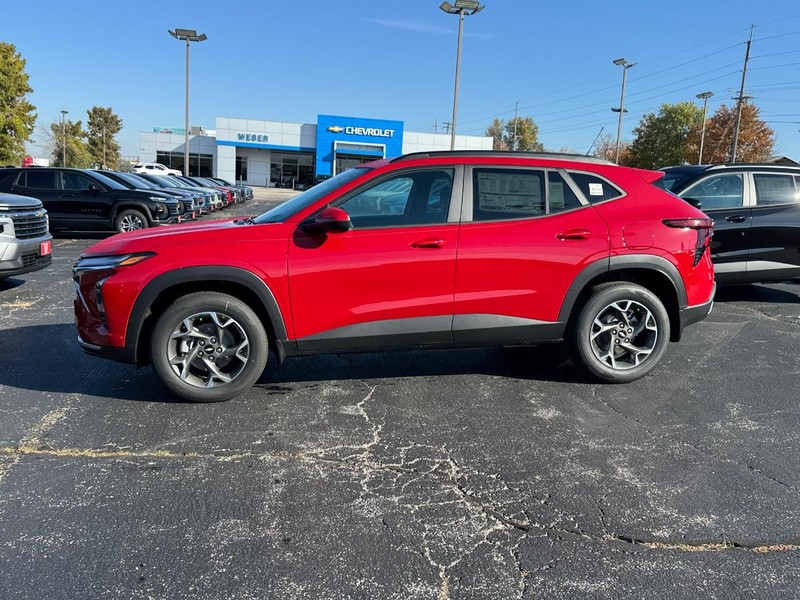 Chevrolet Trax Vehicle Full-screen Gallery Image 2