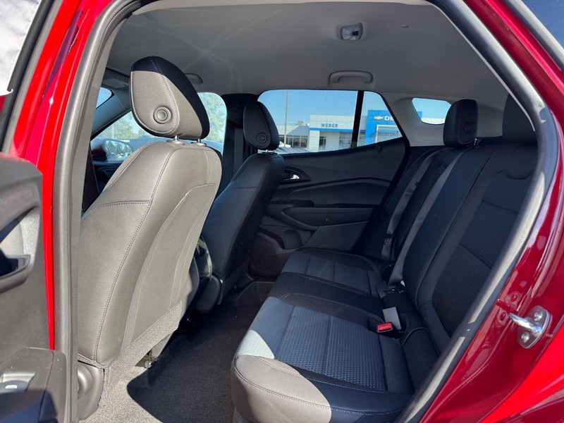 Chevrolet Trax Vehicle Full-screen Gallery Image 5