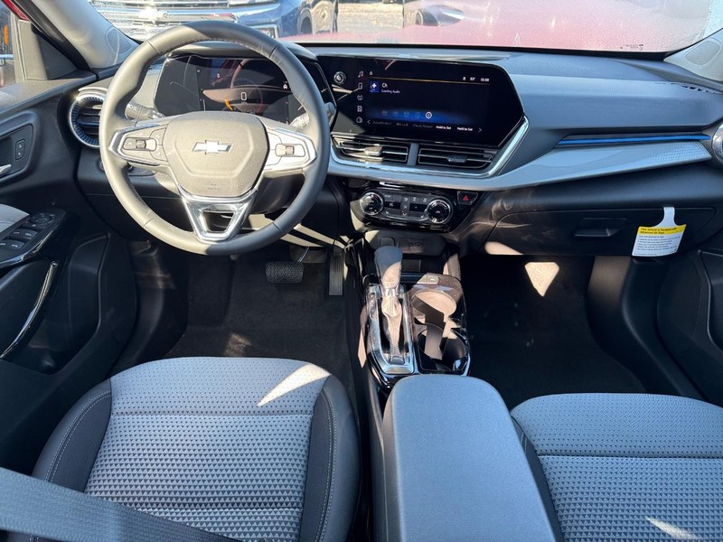 Chevrolet Trax Vehicle Full-screen Gallery Image 6