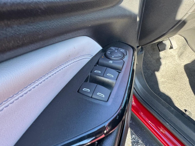 Chevrolet Trax Vehicle Full-screen Gallery Image 11