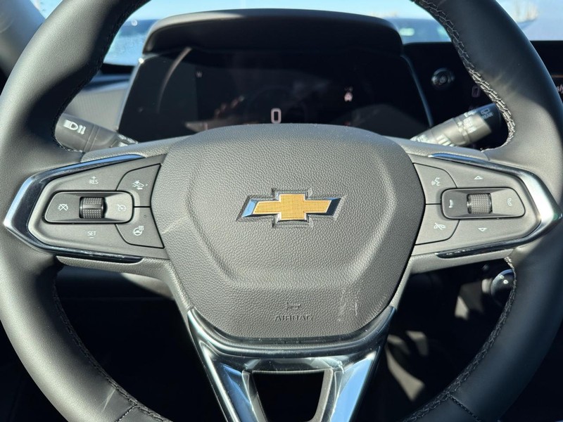 Chevrolet Trax Vehicle Full-screen Gallery Image 12