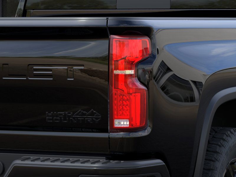 Chevrolet Silverado 2500HD Vehicle Full-screen Gallery Image 11