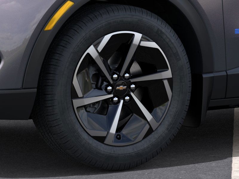 Chevrolet Equinox EV Vehicle Full-screen Gallery Image 9