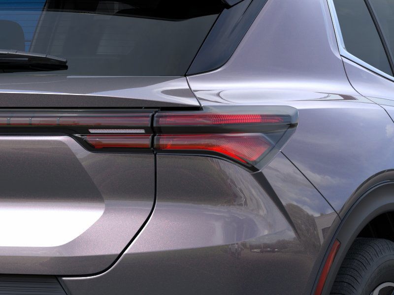 Chevrolet Equinox EV Vehicle Full-screen Gallery Image 11