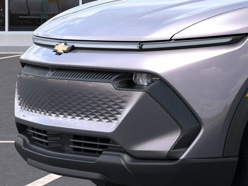 Chevrolet Equinox EV Vehicle Full-screen Gallery Image 13