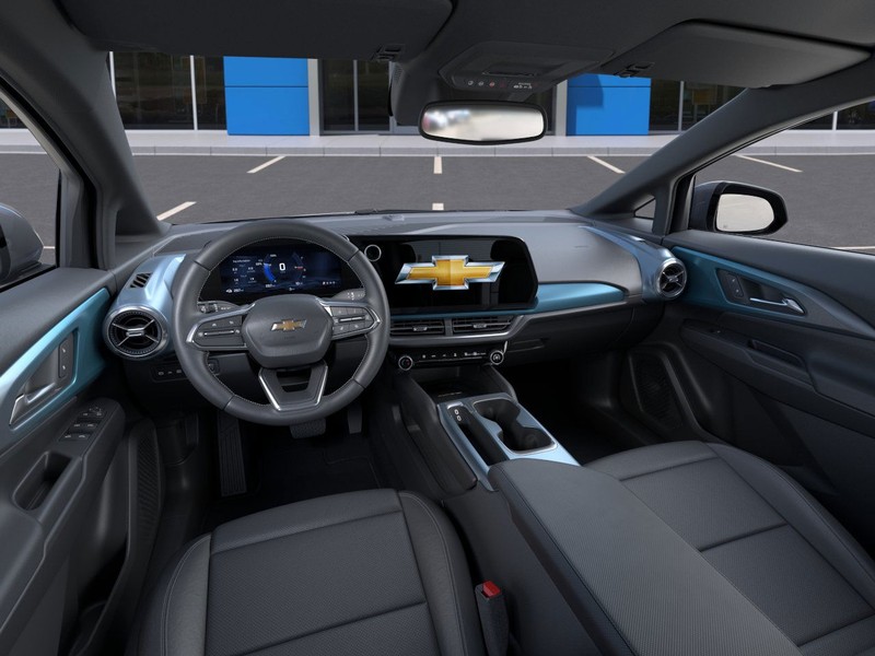 Chevrolet Equinox EV Vehicle Full-screen Gallery Image 15