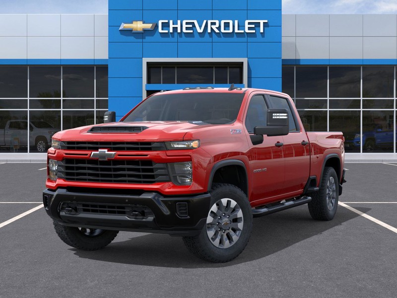 Chevrolet Silverado 2500HD Vehicle Full-screen Gallery Image 6