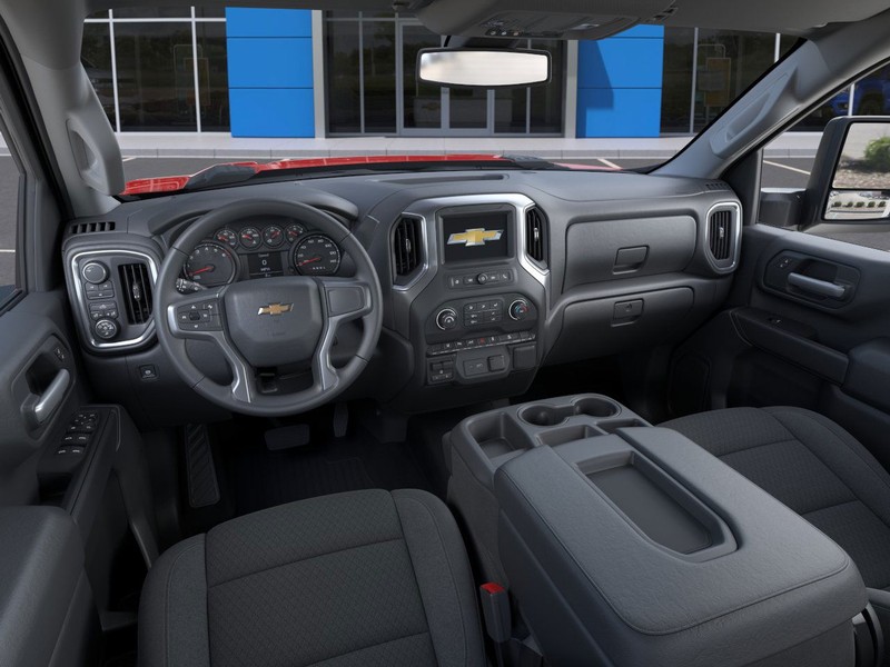 Chevrolet Silverado 2500HD Vehicle Full-screen Gallery Image 15