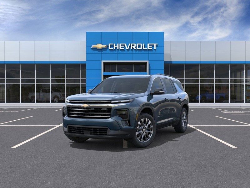 Chevrolet Traverse Vehicle Full-screen Gallery Image 8