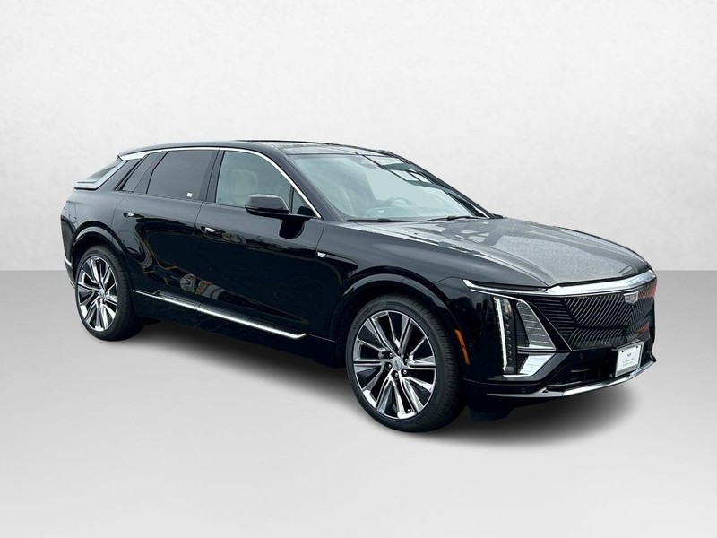 Cadillac LYRIQ Vehicle Full-screen Gallery Image 7